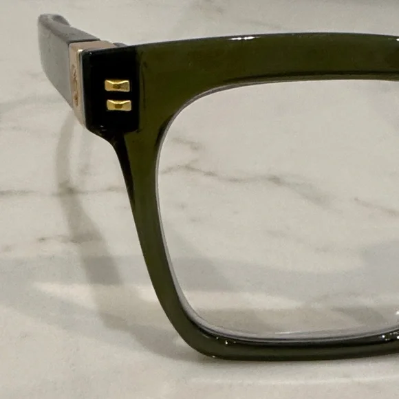 Black Square Glasses with Case - Picture 7 of 12